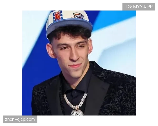 聚焦：霍姆格伦完成赛季200次封盖，赛后与母亲分享喜悦